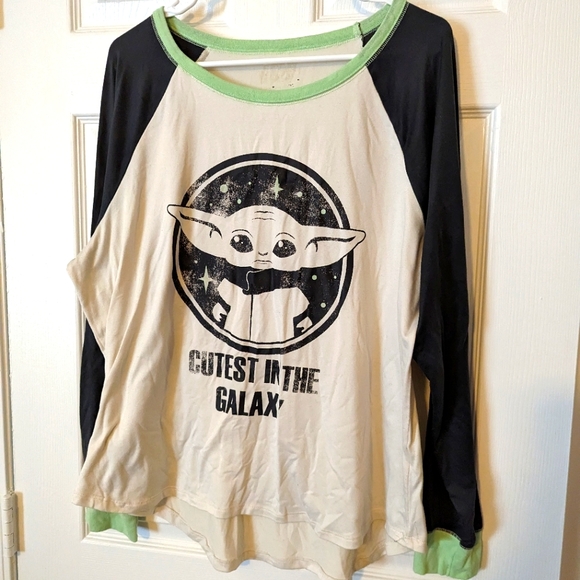 Baby Yoda Baseball Tee - Picture 1 of 3